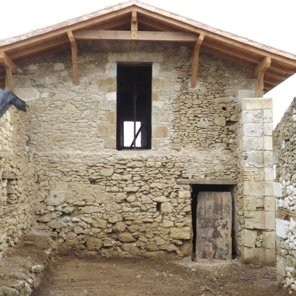Maçonnerie pierre traditionelle gers sud ouest - restauration du bâti ancien - éco-construction - Arcilla Rossello